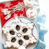 Snowflake Gingerbread Cake with a Cocoa Trimming Kit