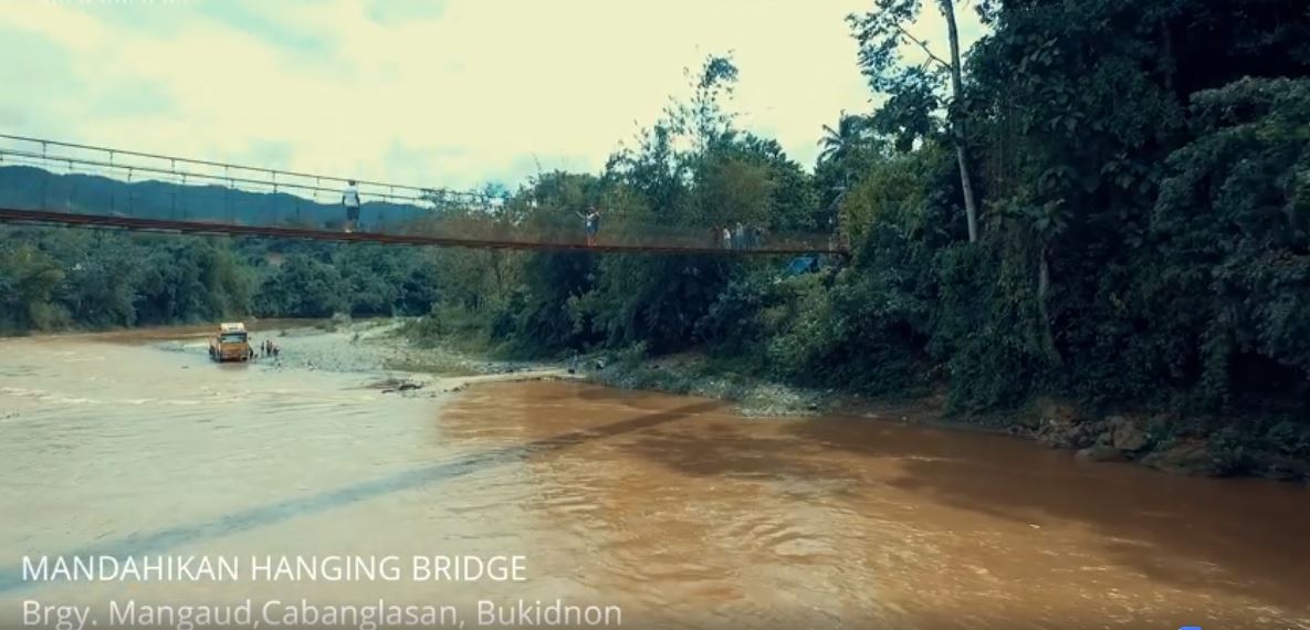 Mandahikan Hanging Bridge