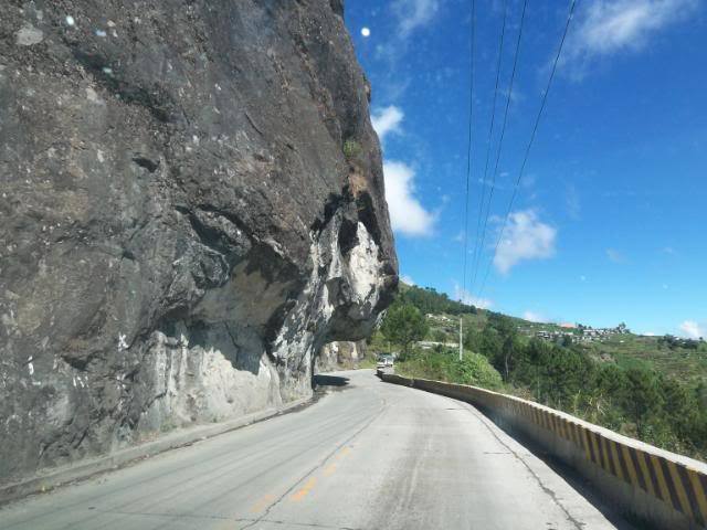 Natumpukan Half Tunnel