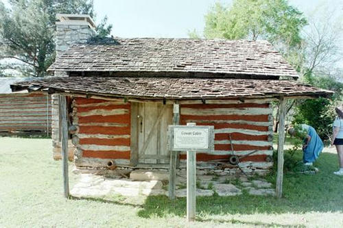 Log cabin, Stephenville, Texas