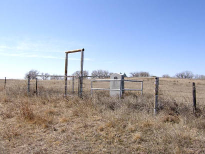 Hutchinson County - Battle of Adobe Walls Centennial Marker 