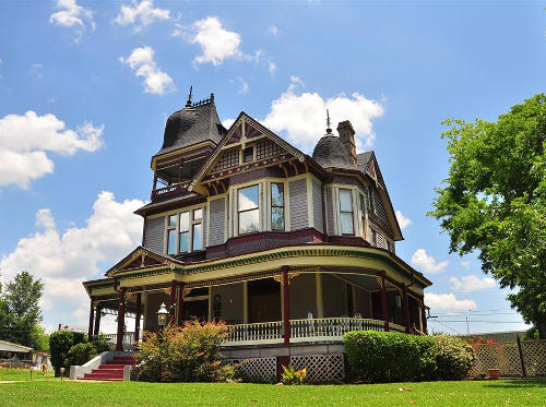 Texarkana - Earl-Rochelle House