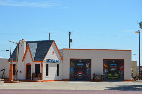 Ralls Tx - Restored Phillips 66 Gas Station