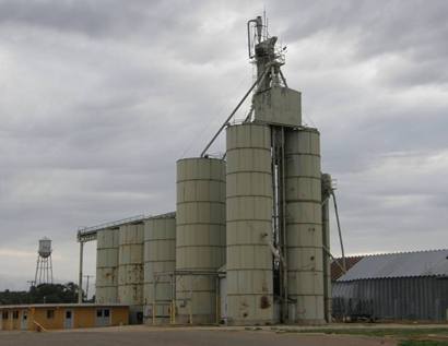 Ralls Tx - Silos and Water Tower