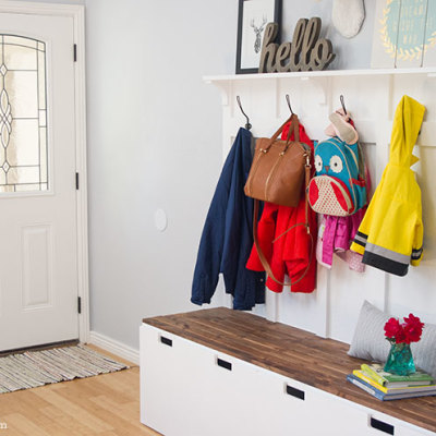 DIY mudroom: Ikea Hack | TheMombot.com