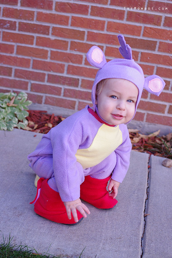 DIY Dora and Boots Costumes | TheMombot.com