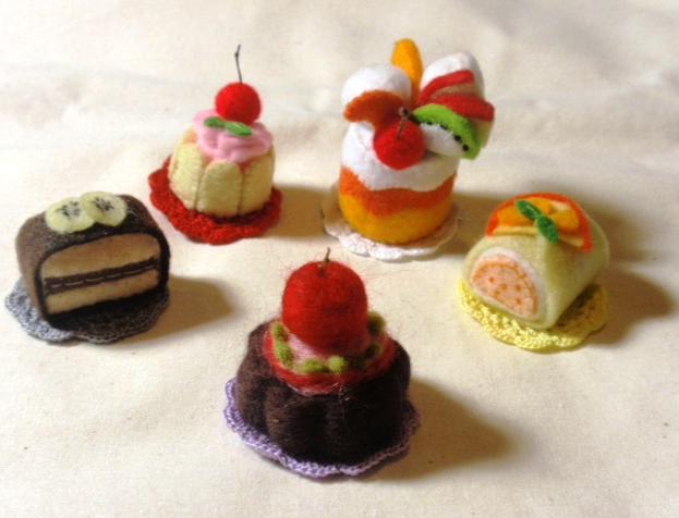 felt foods, felt food patterns, felt food tutorials, free felt food patterns