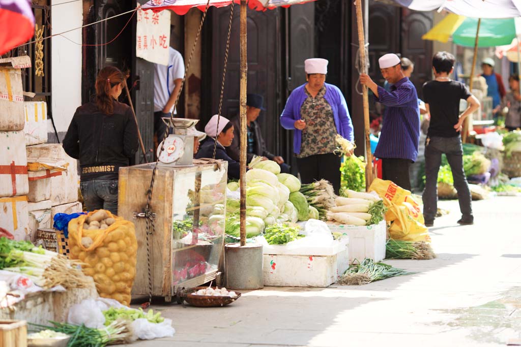 photo,material,free,landscape,picture,stock photo,Creative Commons,Selling stalls of vegetables, , , , 