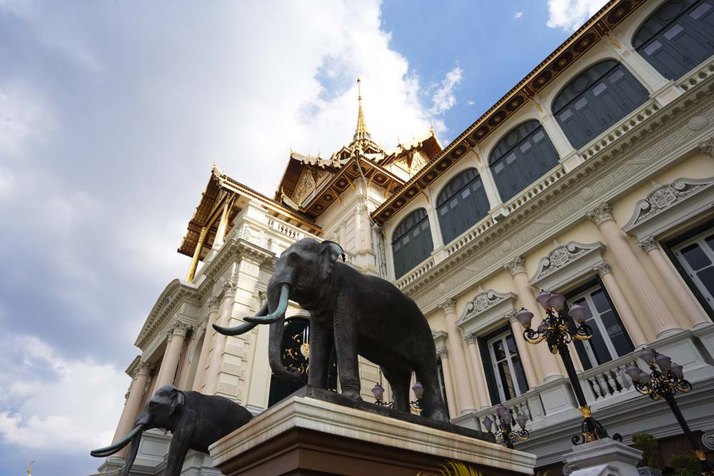 photo, la matière, libre, aménage, décrivez, photo de la réserve,Palais Chakri, Or, Un éléphant, Le palais royal, Visiter des sites pittoresques