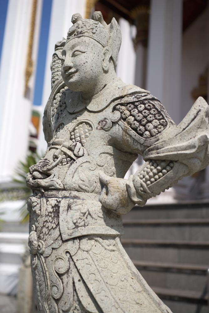 Foto, materiell, befreit, Landschaft, Bild, hat Foto auf Lager,Eine Steinstatue von Wat Suthat, Tempel, Buddhistisches Bild, steinigen Sie Statue, Bangkok