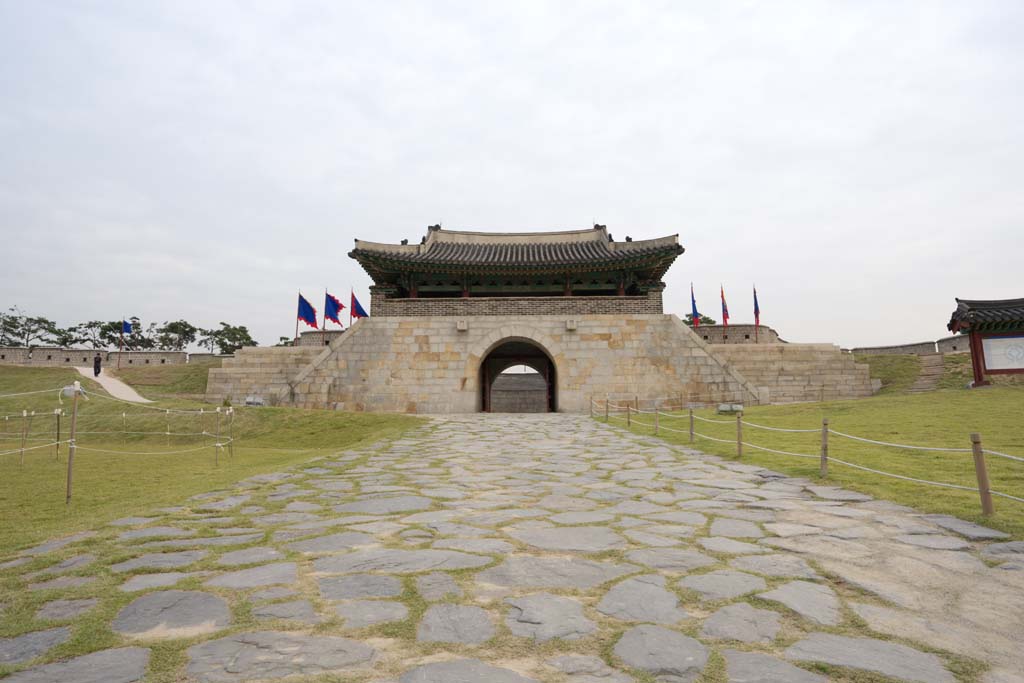 foto,tela,gratis,paisaje,fotografía,idea,ChangRyong - puerta, Castillo, Bandera, Ladrillo, Pared de castillo