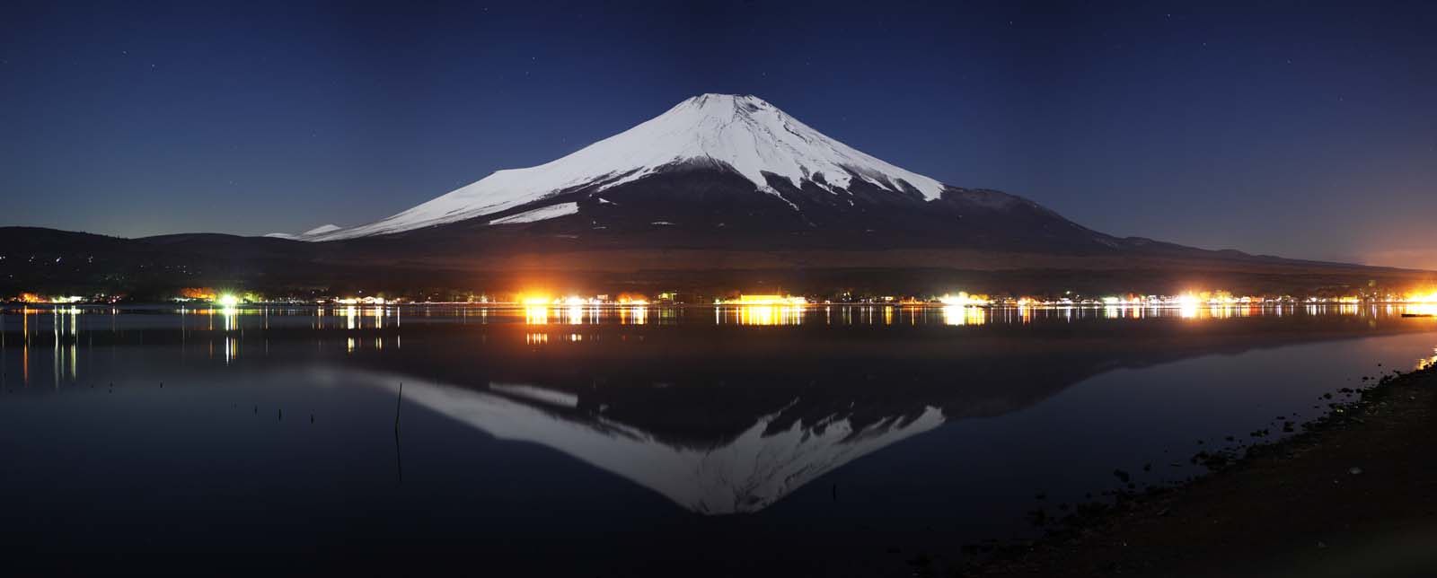 Ôîòî, ìàòåðèàëüíûé, ñâîáîäíûé, ïåéçàæ, ôîòîãðàôèÿ, ôîòî ôîíäà.,Mt. Fuji, Fujiyama, snowy ãîðû, Ïîâåðõíîñòü îçåðà, Starlit íåáî