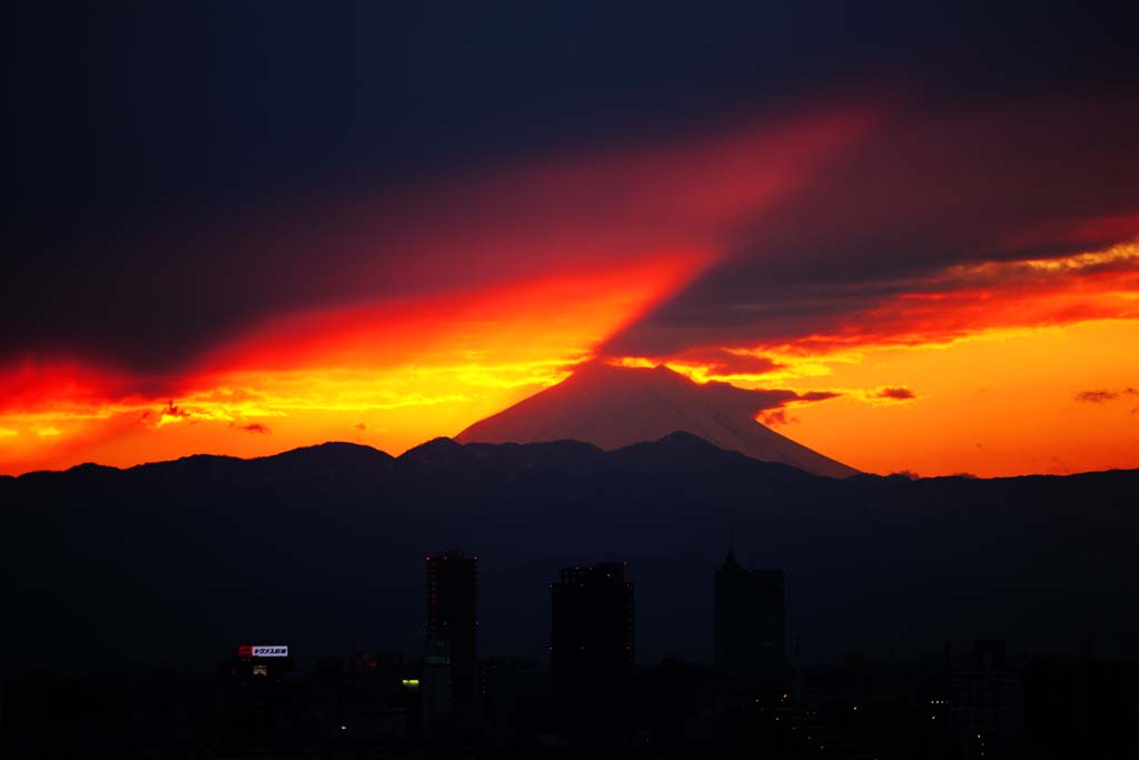 photo, la matière, libre, aménage, décrivez, photo de la réserve,Mt. Fuji du crépuscule, Mt. Fuji, construire, ligne légère, montagne