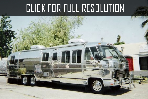 Airstream 345