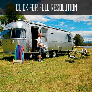 Airstream 762