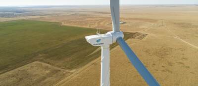 Drone footage of Goldwind turbine and the west Texas prairie