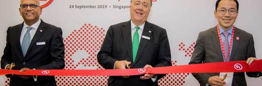 From left to right: Sajeev Jesudas, President of UL International, Keith Williams, CEO of UL LLC, Dr. Beh Swan Gin, Chairman of Singapore Economic Development Board (EDB) at the opening ceremony of UL's international headquarters