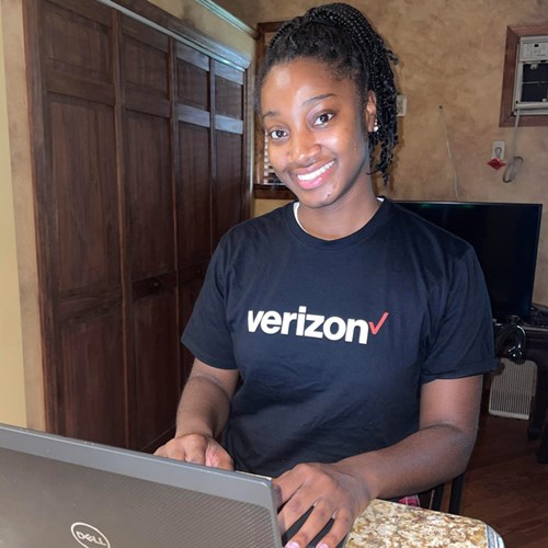 Asia H. Verizon Intern