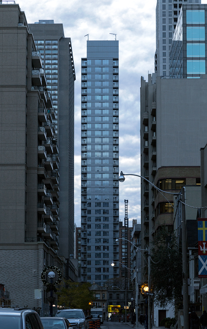 20141105.The tall, narrow and not-so-blue CrystalBlu condos (21