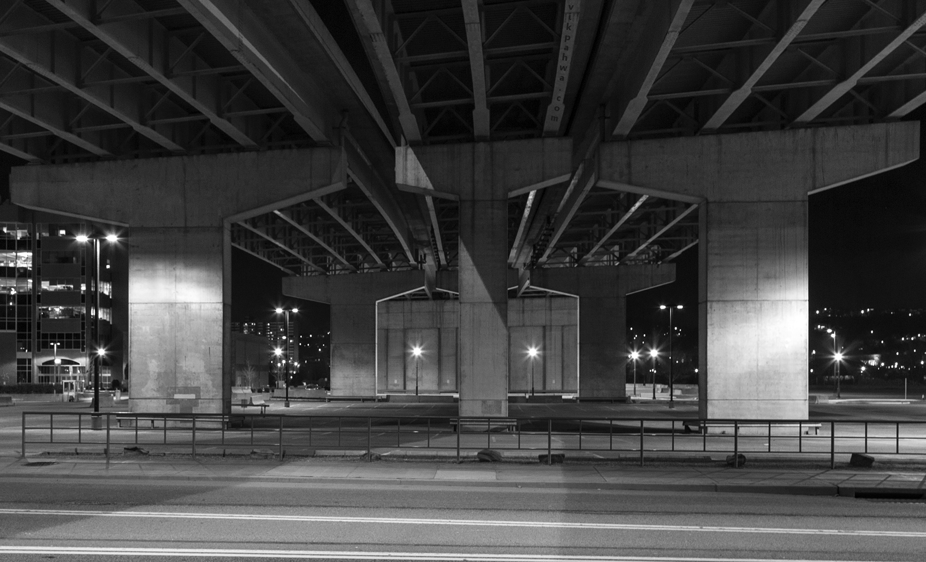 20160412. Under Pittsburgh's Interstate 579, a younger and clean