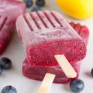 Blueberry Buttermilk Popsicles – sweet and slightly tangy, cool and frosty, with a great blueberry flavour.