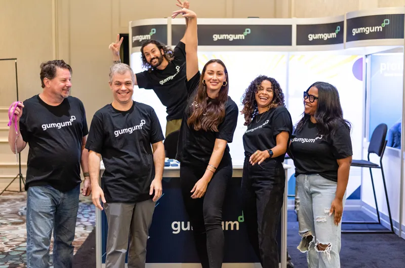 photo of the GumGum team at a food drive in los angeles