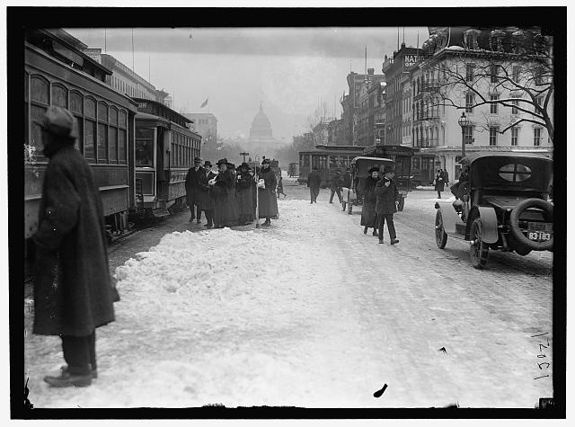 Pennsylvania Ave. with snow (estimated: 1913-18)