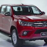 danh-gia-chi-tiet-xe-toyota-hilux-2016-ve-hinh-anh-gia-ban-thi-truong-1