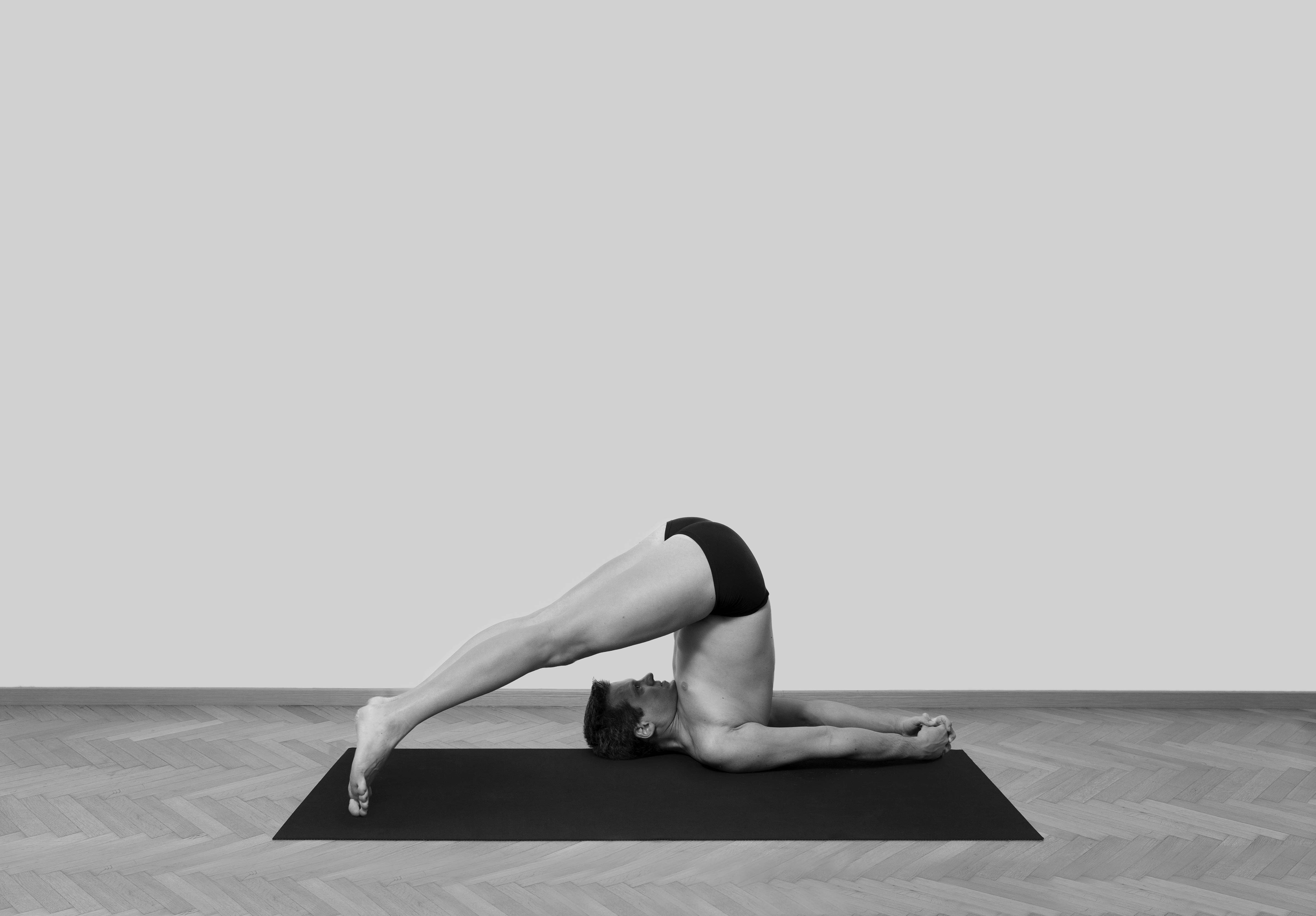 Parsva halasana