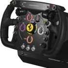 Thrustmaster: Ferrari-Lenkrad für Sofa-Scuderia