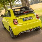 Abarth 500e: Ein E-Auto, das wie ein Verbrenner klingt. Brumm