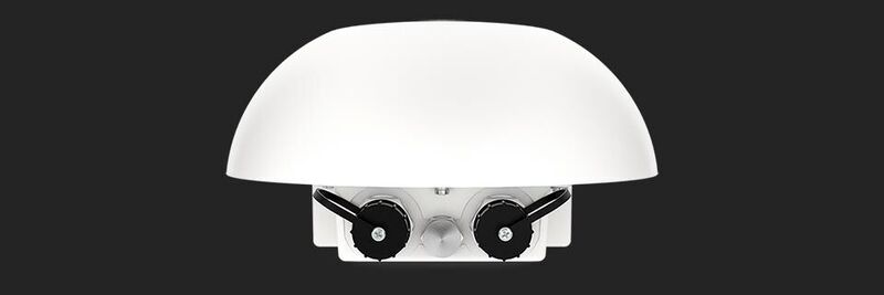 Der Peplink MAX HD1 Dome 5G könne auf jedes Autodach, Gebäudedach oder an jede Stange oder Wand montiert werden.(Bild:  Peplink)