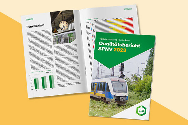 Titelseite und zwei Innenseiten des Qualitätsberichtes auf gelbem Hintergrund