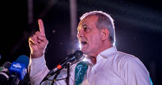 TEHRAN, IRAN - JULY 3: Reformist presidential candidate Masoud Pezeshkian speaks at the final rally of his campaign July 3, 2024 in Tehran, Iran. Pezeskhian faces former secretary of the Supreme National Security Council Saeed Jalili in Iran's run-off presidential election July 5. (Photo by Majid Saeedi/Getty Images)