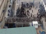 Captura de un v&iacute;deo del salto a la valla en Melilla.