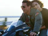 También con 6 nominaciones se encuentra 'Top Gun: Maverick', aunque varias de estas recaen más sobre el apartado técnico. No por ello la película de Joseph Krasinski encabezada por Tom Cruise ha dejado de ser una de las grandes sorpresas del año. Una secuela que parecía llegar demasiados años tarde pero que ha vuelto a conquistar al público tanto o más que la primera y devuelto a buena parte de los espectadores a la sala de cine para disfrutar de un espectáculo de primera a los mandos del caza de Tom Cruise.