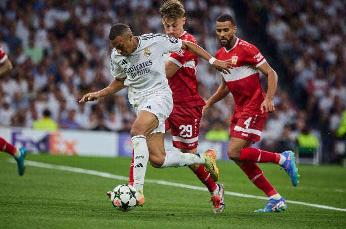 Liga de campeones, Real Madrid - Stuttgart © Alberto R. Roldán / Diario La Razón.