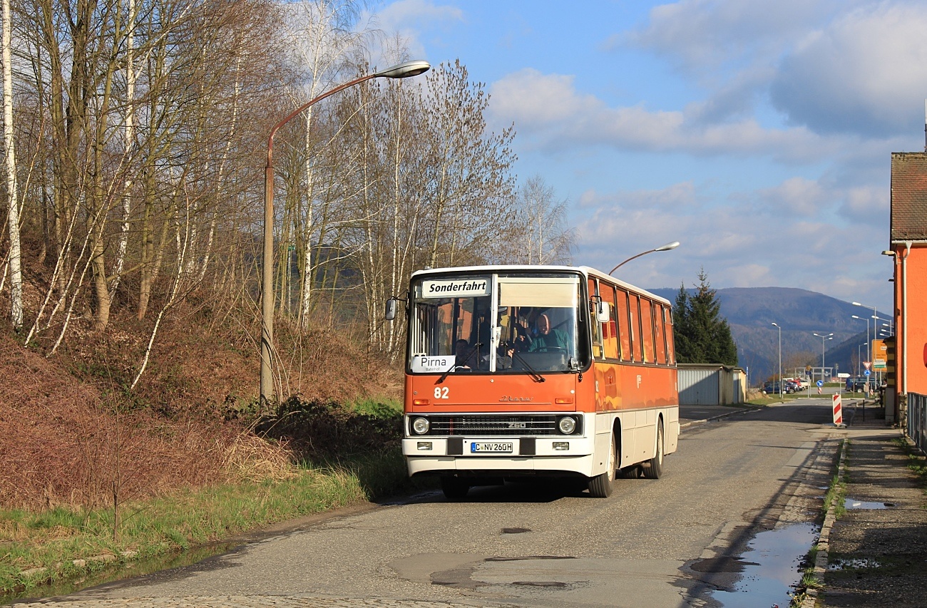 Ikarus 260.02 #82