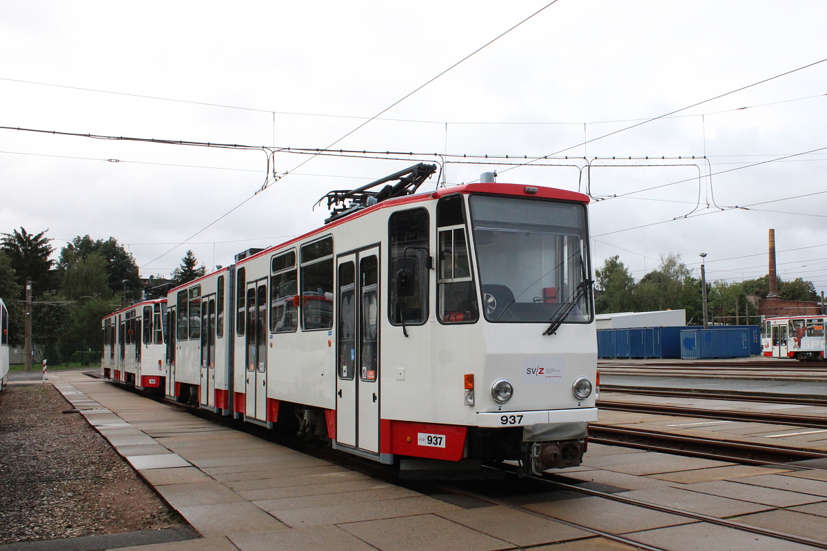 Tatra KT4D #937