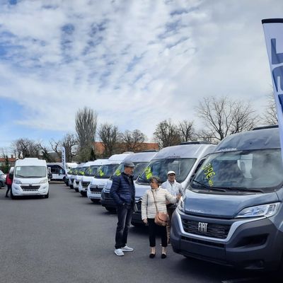 Les camping-cars en exposition pour le salon