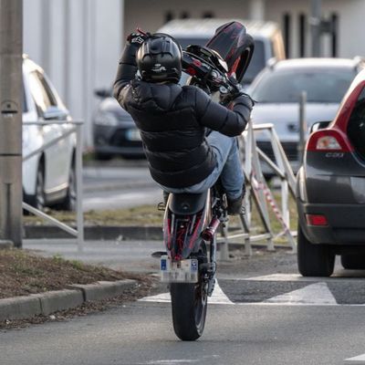 La police et la gendarmerie font la chasse aux rodéos urbains