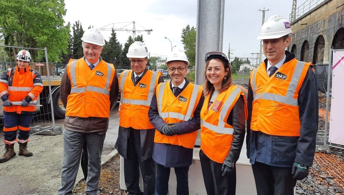 J.L. Moudenc, P.A. Durand, S.Vincini, C. Delga et M. Chabanel de SNCF Réseau (de gauche à droite)