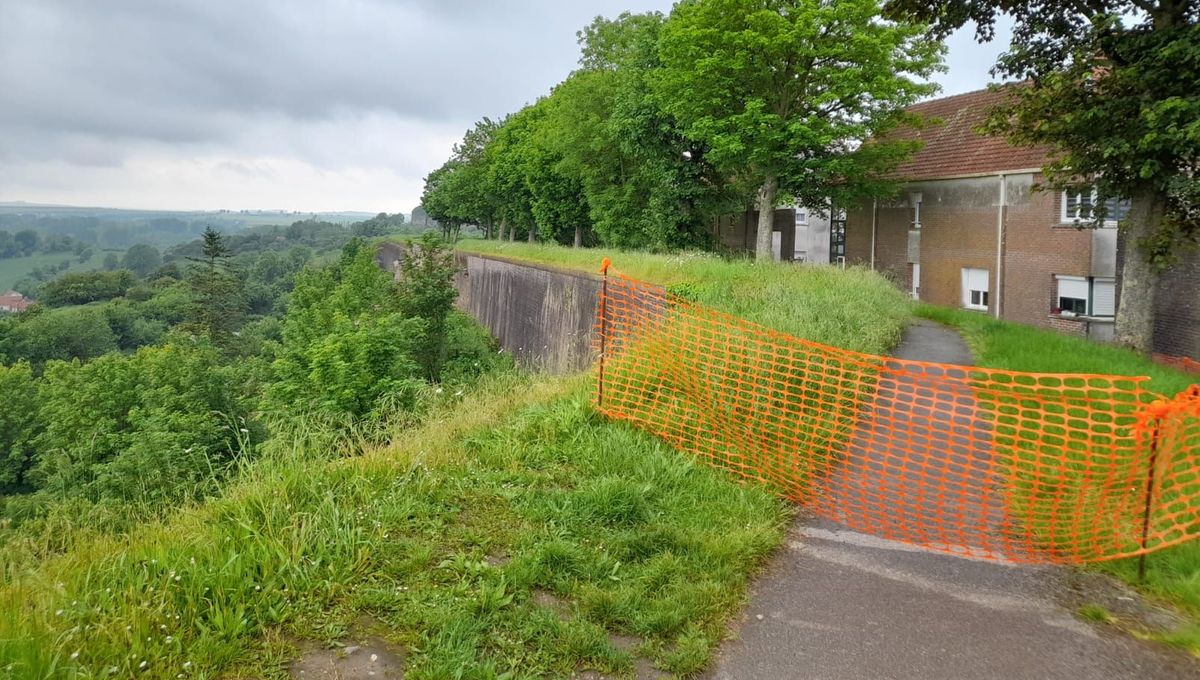 La promenade est coupée par mesure de sécurité.