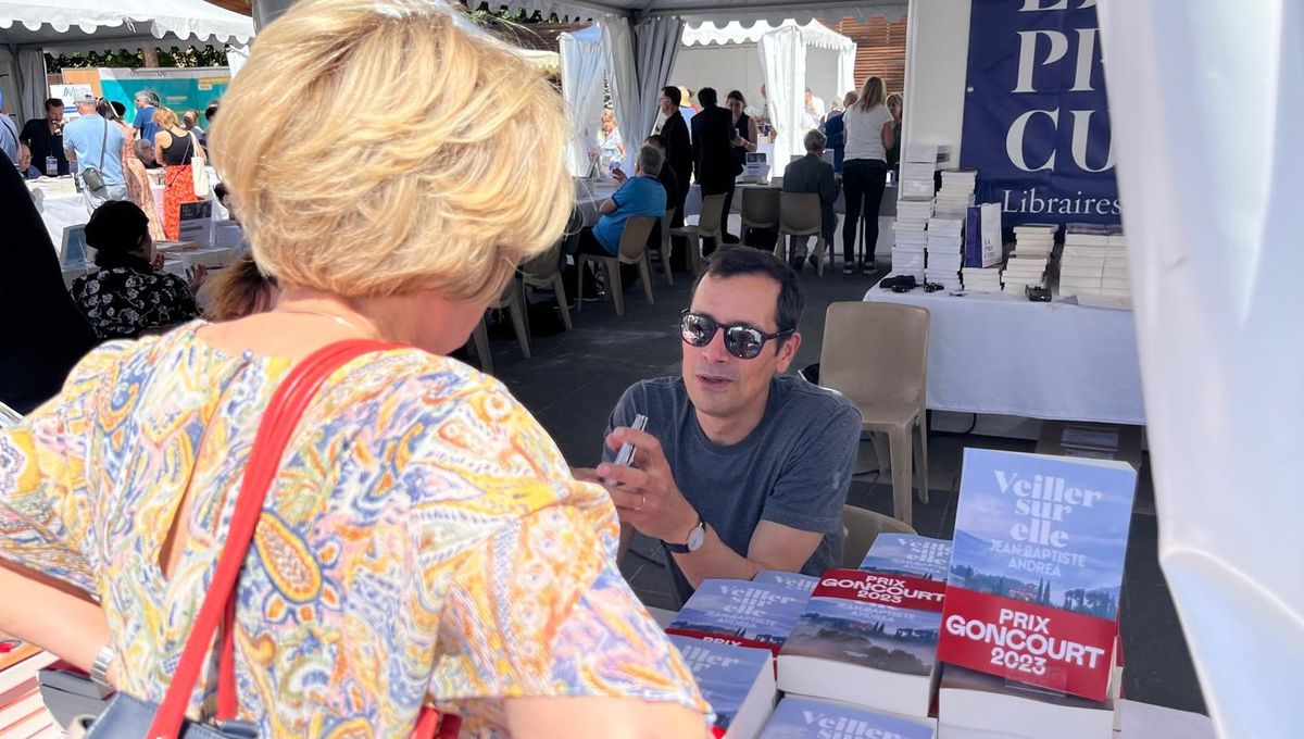 Le prix Goncourt Jean-Baptiste Andréa est présent au festival du livre de Nice.