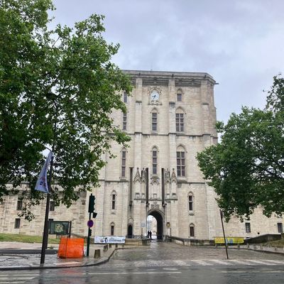 La château de Vincennes (sous la pluie)