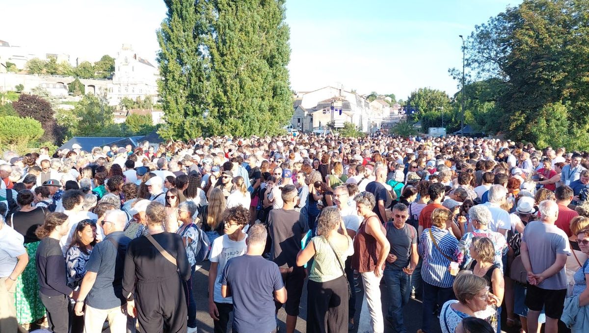 Célébration de la réouverture du Pont Neuf de Poitiers