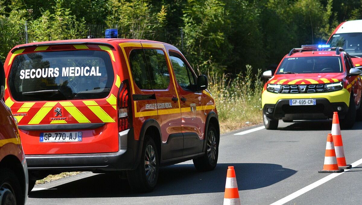 Le jeune motard a été transporté à l'hôpital de Sarlat.