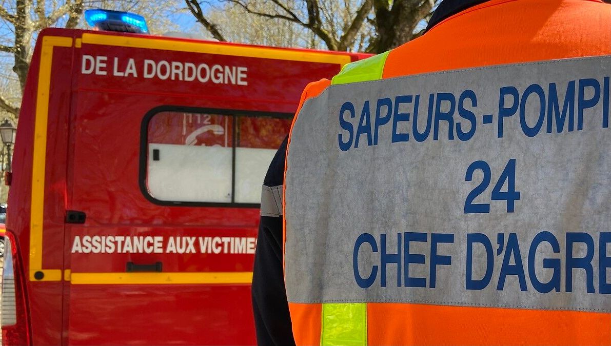 Les trois motards ont été transportés à l'hôpital (photo d'illustration). 