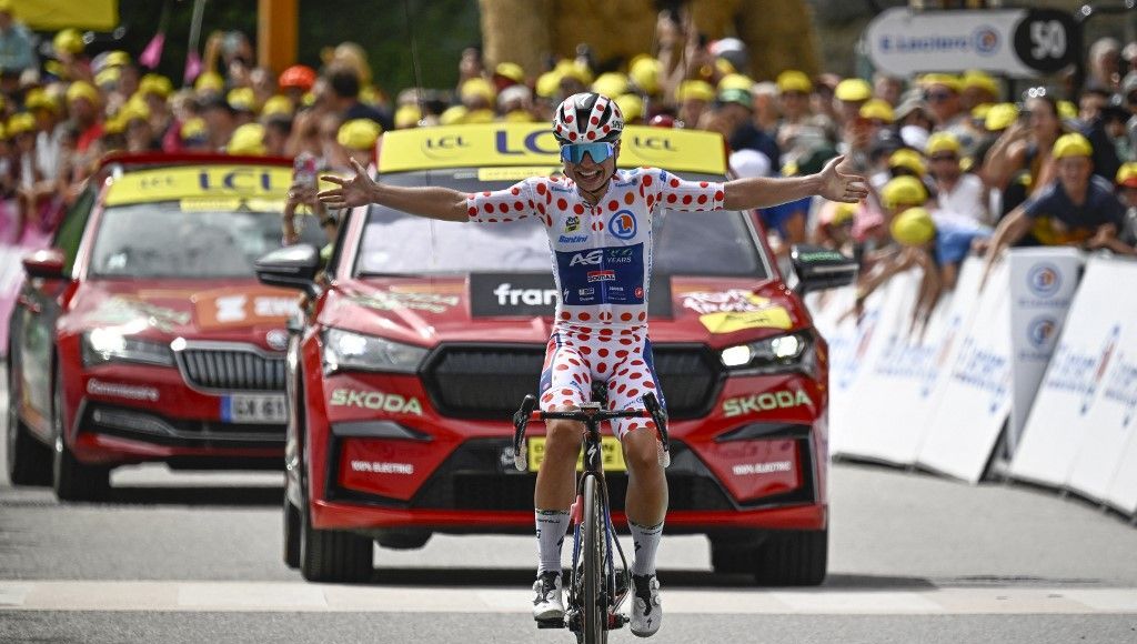 Tour de France Femmes 2024 : la Belge Justine Ghekiere remporte la 7e étape au Grand-Bornand, après 13 kilomètres d'échappée en solitaire