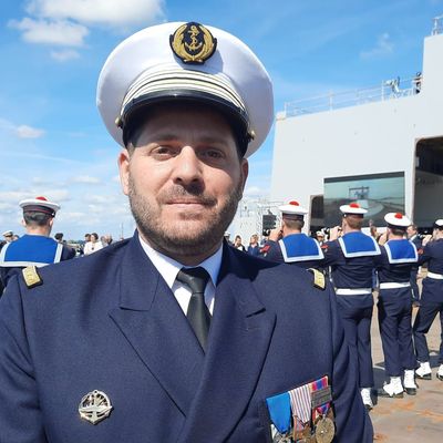 Le capitaine Sébastien Fajon a déjà pris les commandes du BRF Jacques Stosskopff. Neuf mois avant le départ pour Toulon.